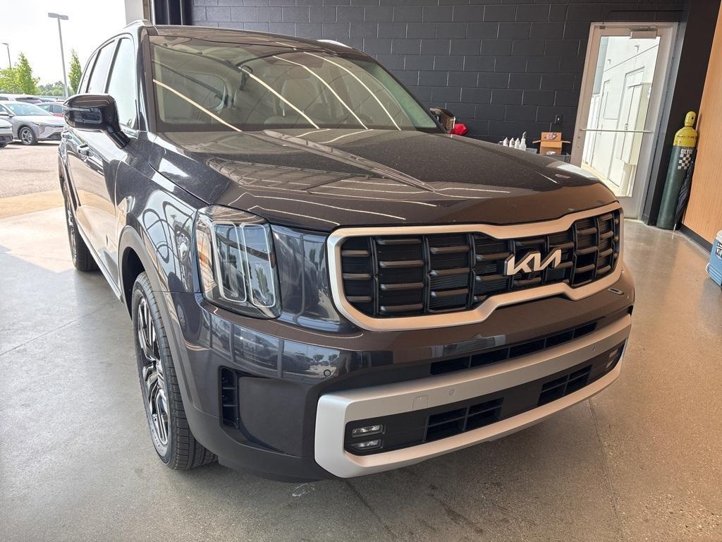 new 2025 Kia Telluride car, priced at $49,965