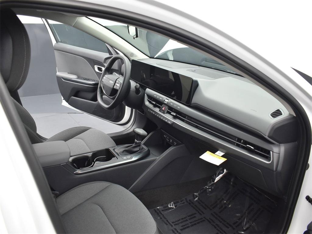 new 2025 Kia K4 car, priced at $23,346
