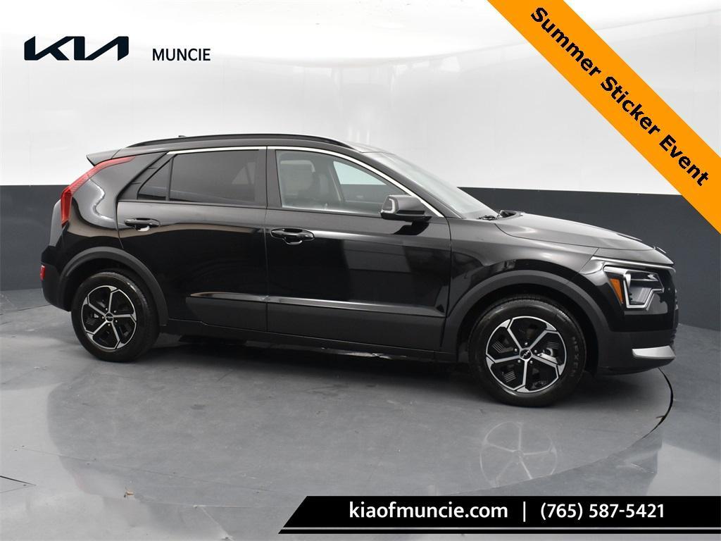 new 2025 Kia Niro car, priced at $29,876