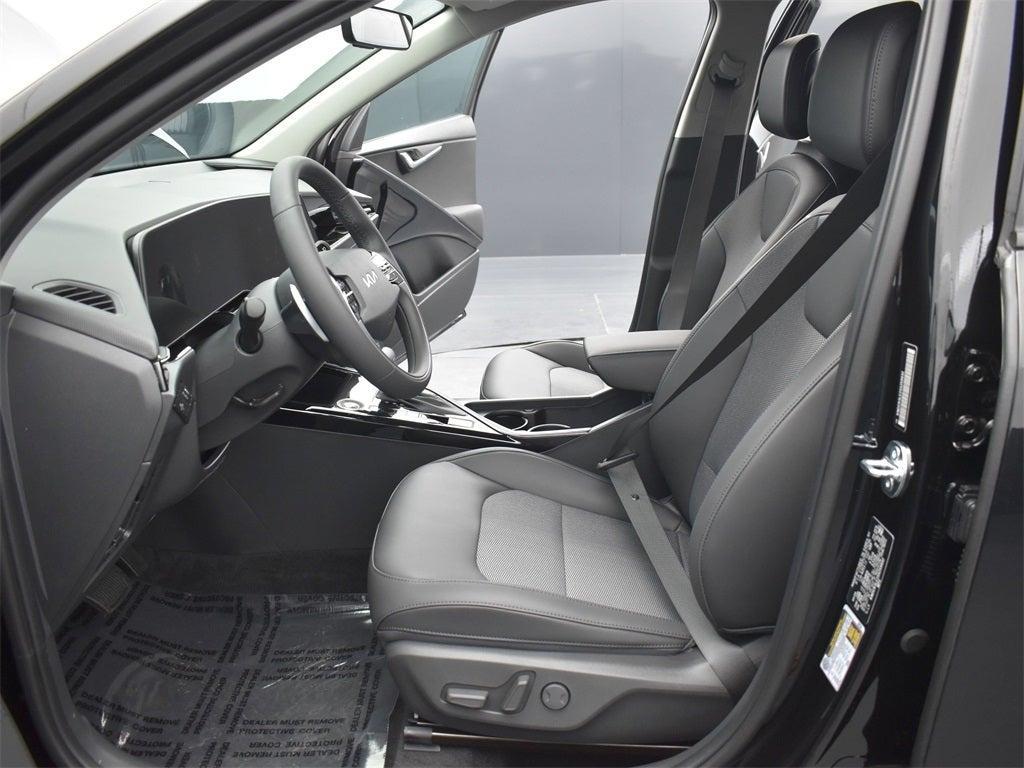new 2025 Kia Niro car, priced at $29,876