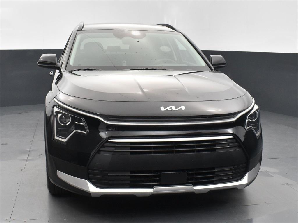 new 2025 Kia Niro car, priced at $30,376