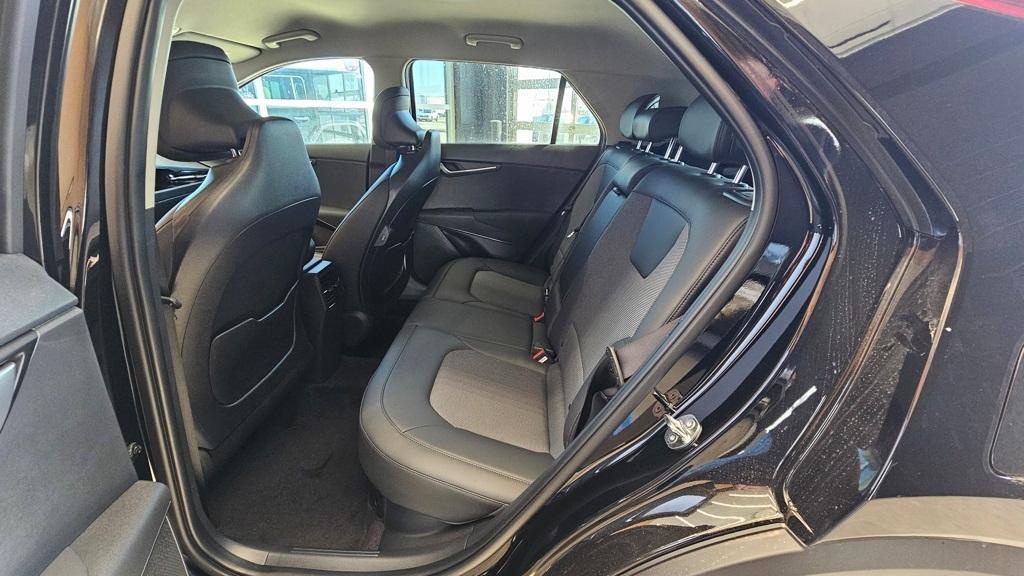 new 2025 Kia Niro car, priced at $30,376
