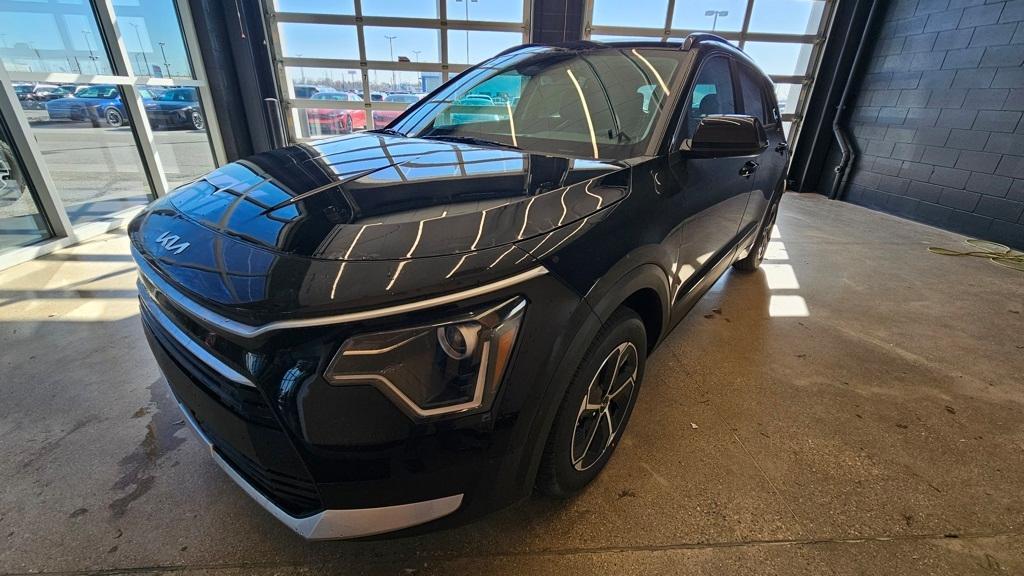 new 2025 Kia Niro car, priced at $30,376
