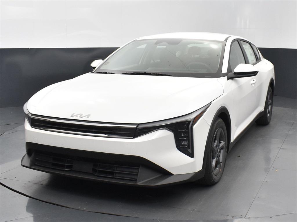 new 2025 Kia K4 car, priced at $23,346