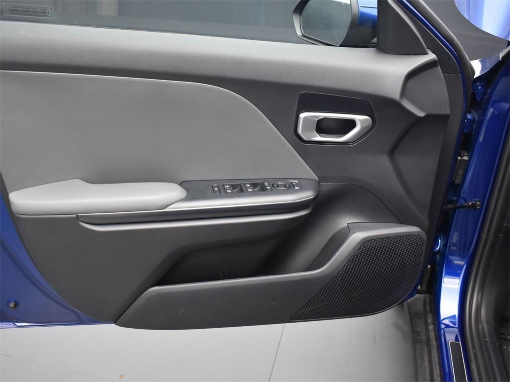 new 2025 Kia K4 car, priced at $23,298