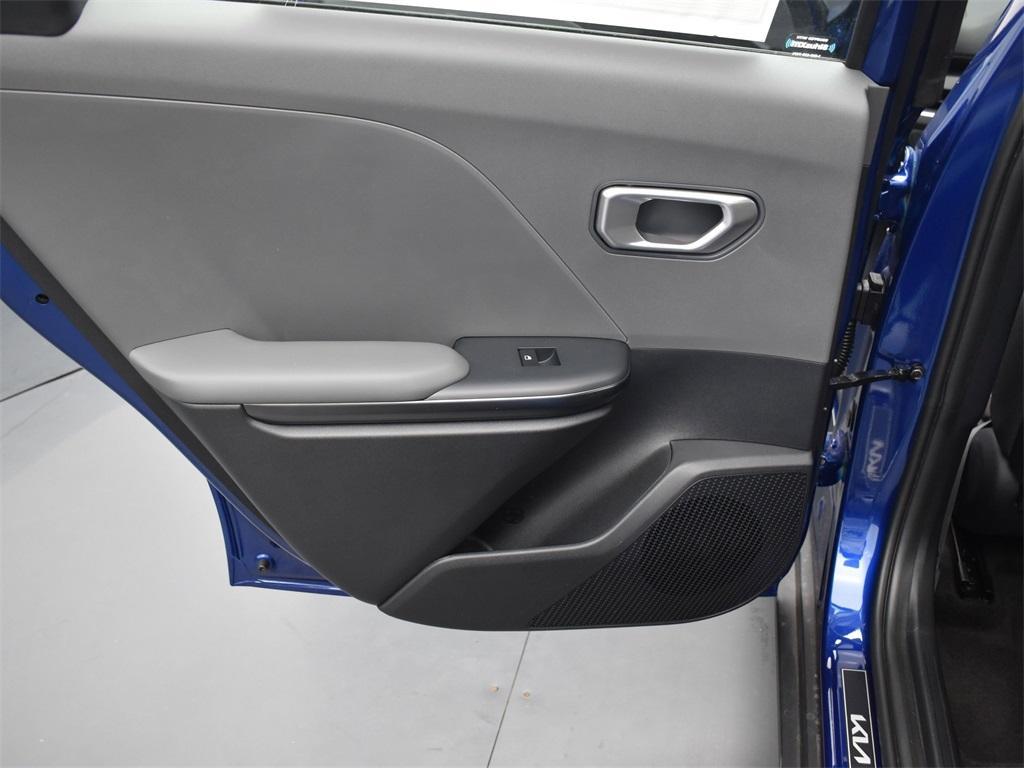 new 2025 Kia K4 car, priced at $23,298