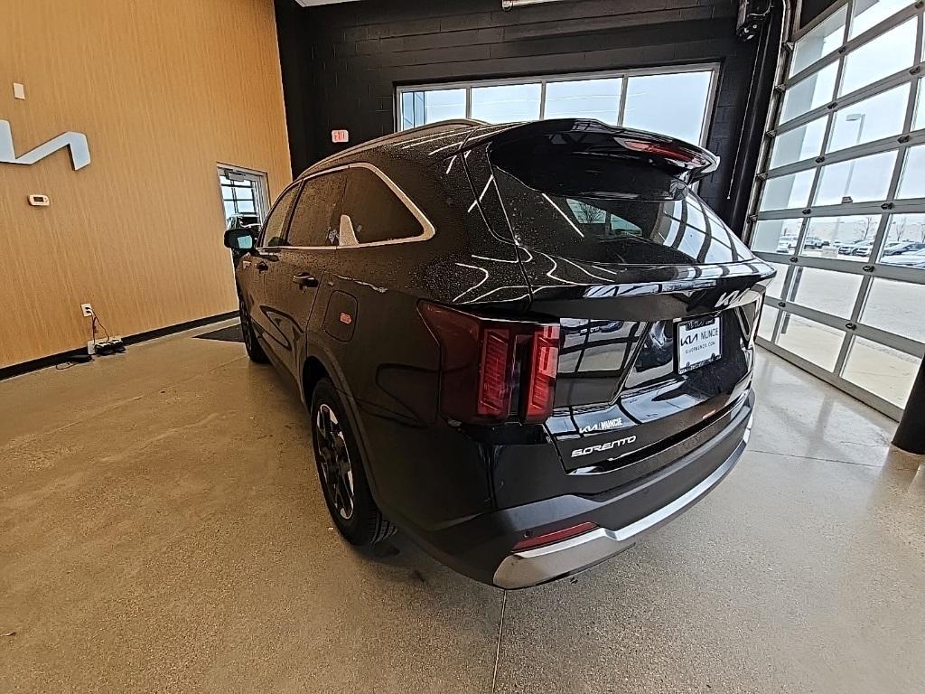 new 2025 Kia Sorento car, priced at $34,967