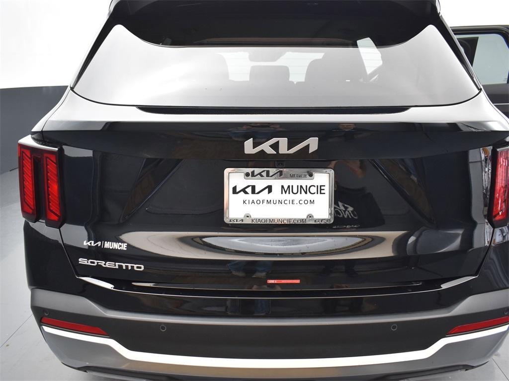 new 2025 Kia Sorento car, priced at $35,467