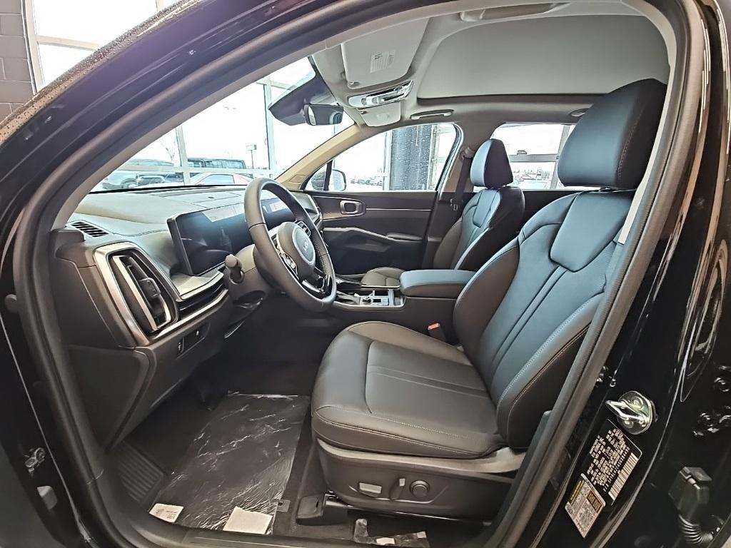 new 2025 Kia Sorento car, priced at $34,967
