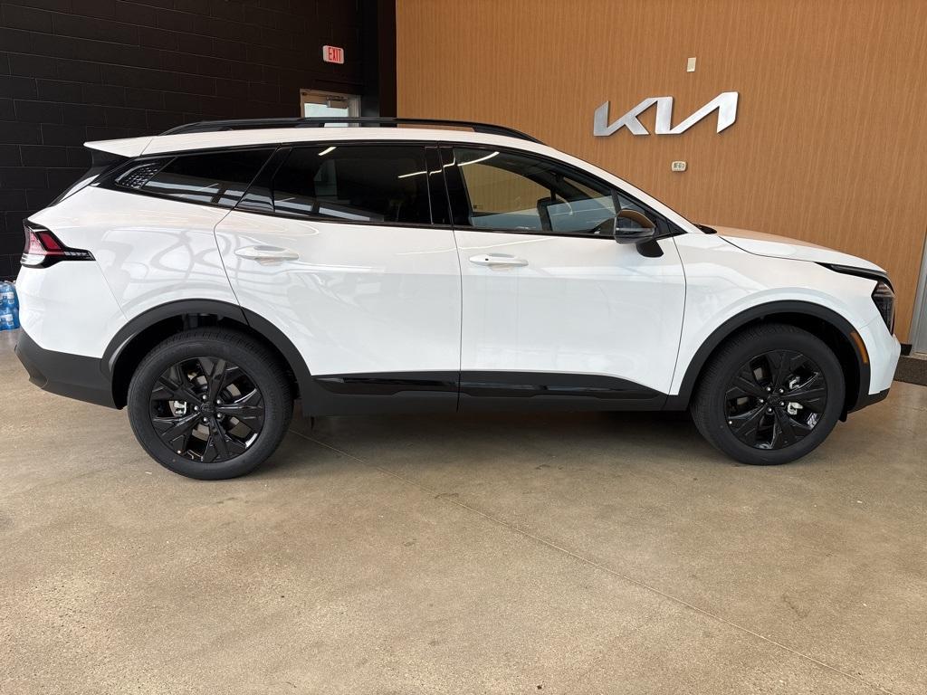 new 2025 Kia Sportage car, priced at $32,899