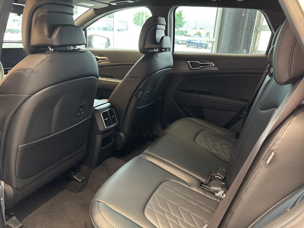 new 2025 Kia Sportage car, priced at $32,899