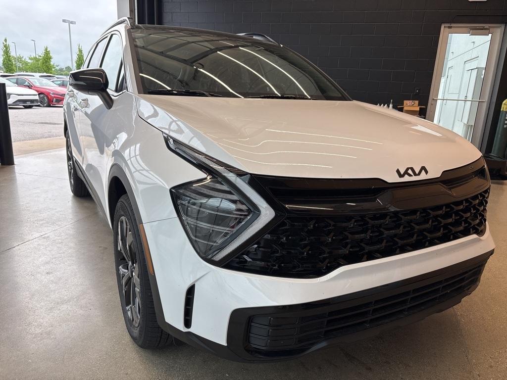 new 2025 Kia Sportage car, priced at $32,899