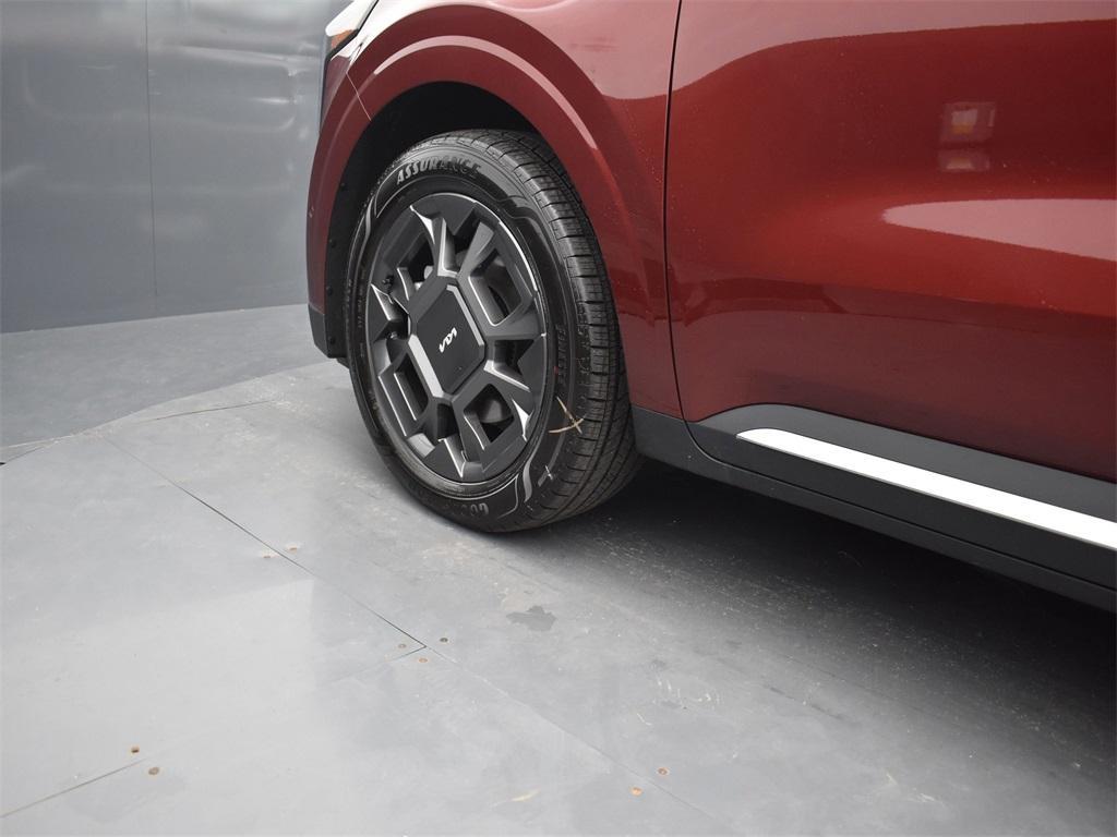 new 2026 Kia Carnival car, priced at $48,327