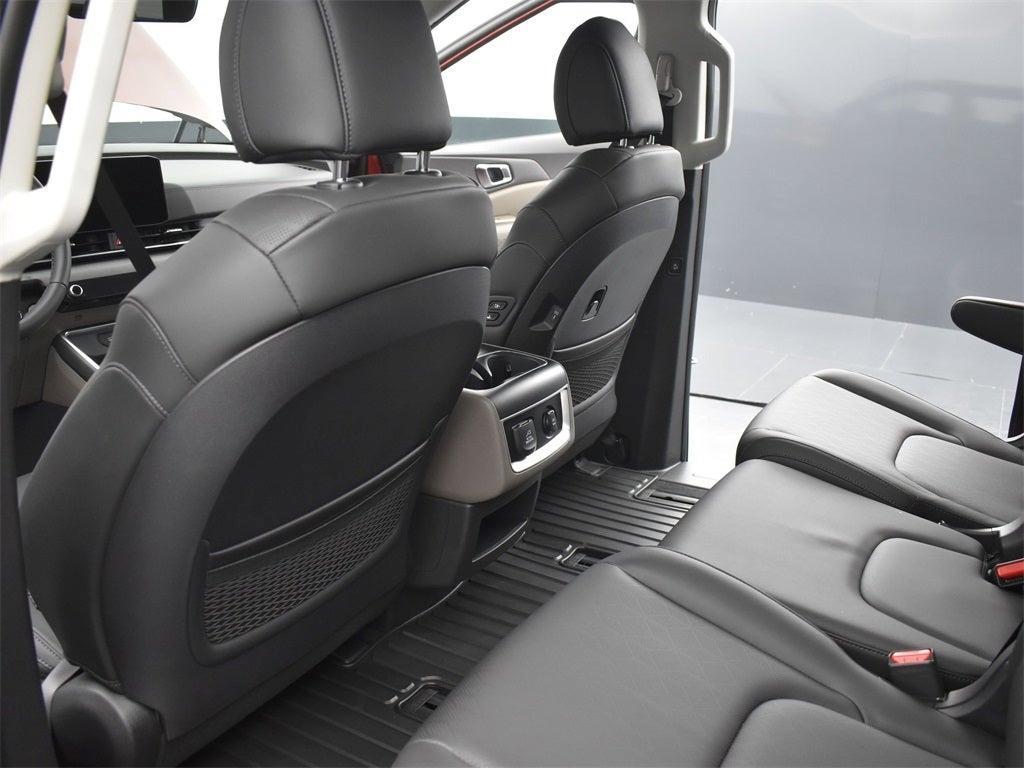 new 2026 Kia Carnival Hybrid car, priced at $47,827