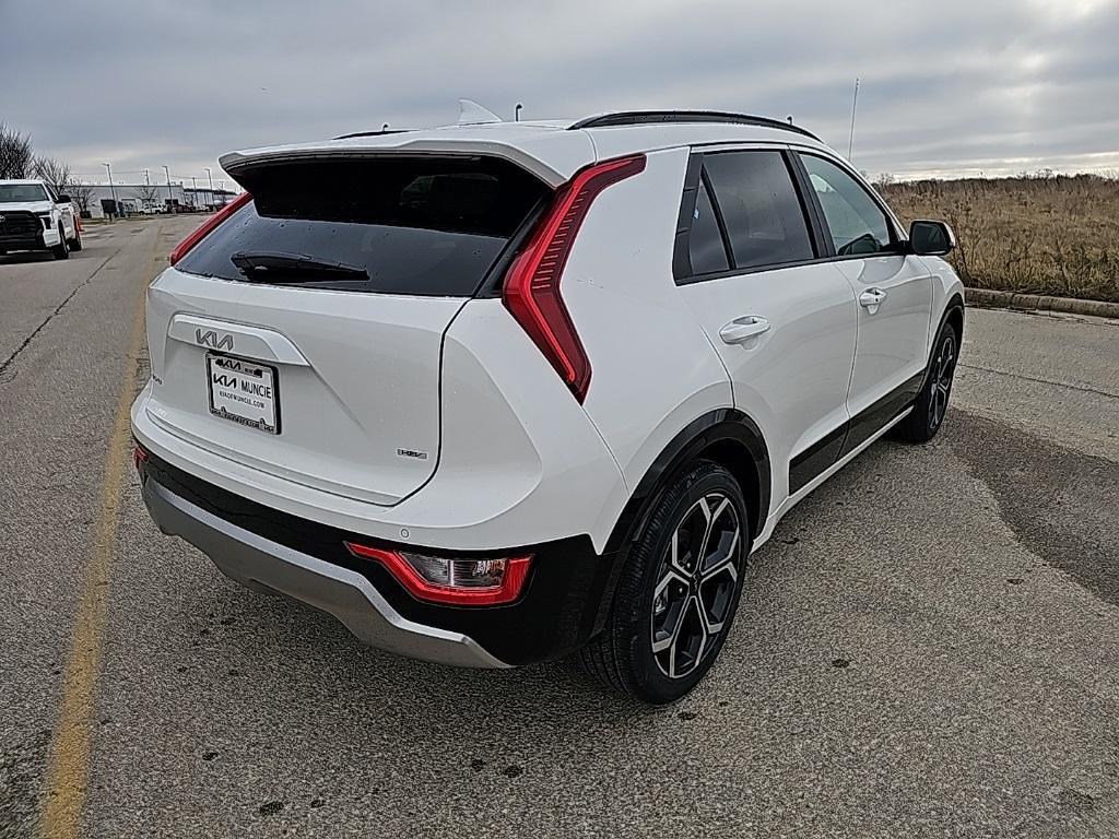 new 2025 Kia Niro car, priced at $33,628