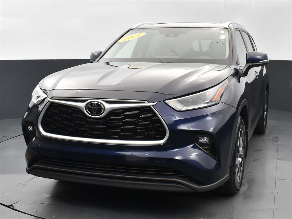 used 2021 Toyota Highlander car, priced at $30,363