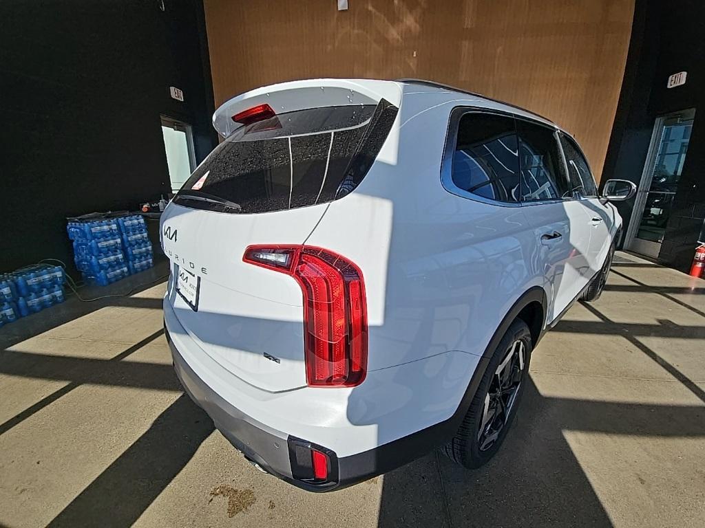 new 2025 Kia Telluride car, priced at $41,713