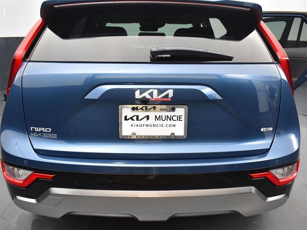 new 2025 Kia Niro car, priced at $32,335