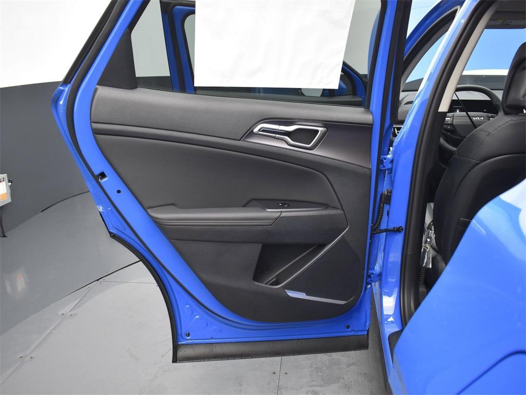new 2026 Kia Sportage car, priced at $32,085