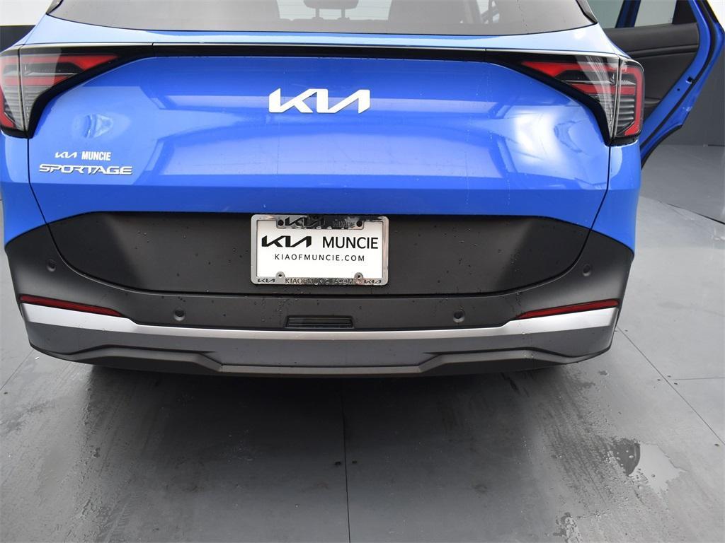 new 2026 Kia Sportage car, priced at $32,085