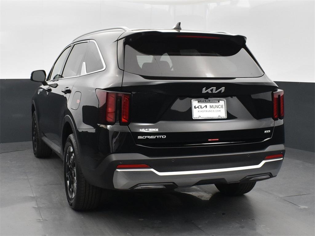new 2025 Kia Sorento car, priced at $36,203