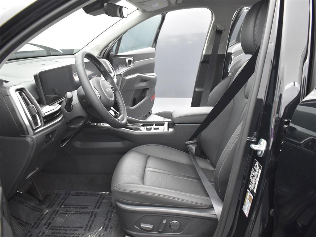 new 2025 Kia Sorento car, priced at $36,203