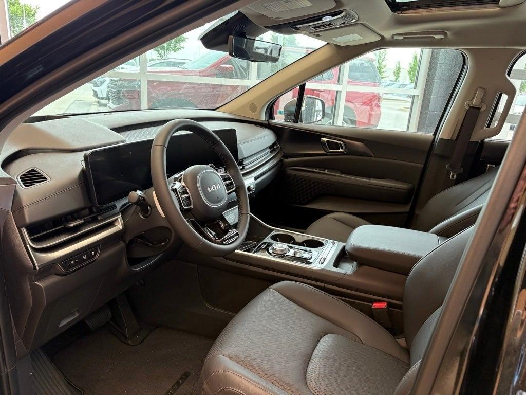 new 2025 Kia Carnival Hybrid car, priced at $51,430