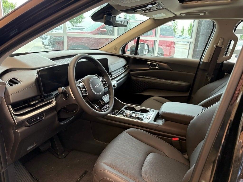 new 2025 Kia Carnival Hybrid car, priced at $51,430