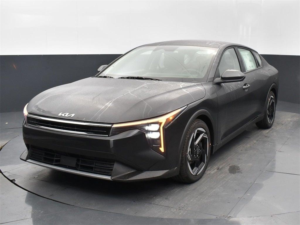 new 2025 Kia K4 car, priced at $24,262