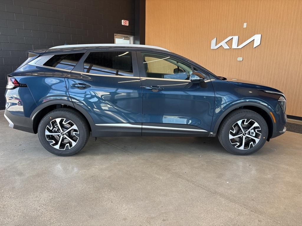 new 2025 Kia Sportage Hybrid car, priced at $33,780
