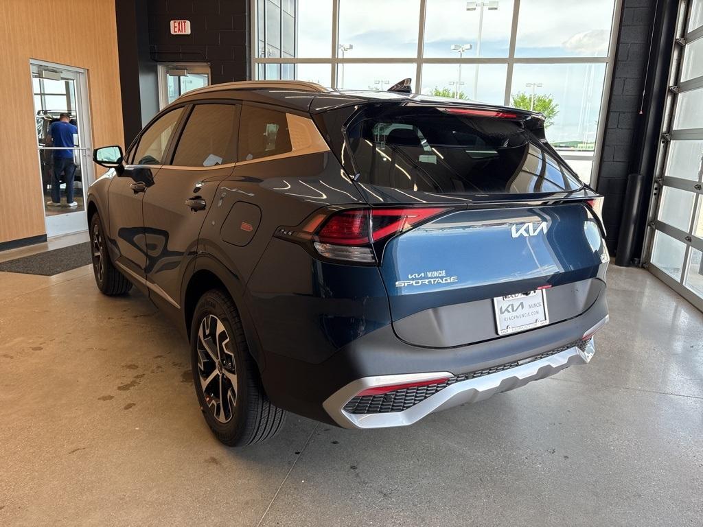 new 2025 Kia Sportage Hybrid car, priced at $33,780