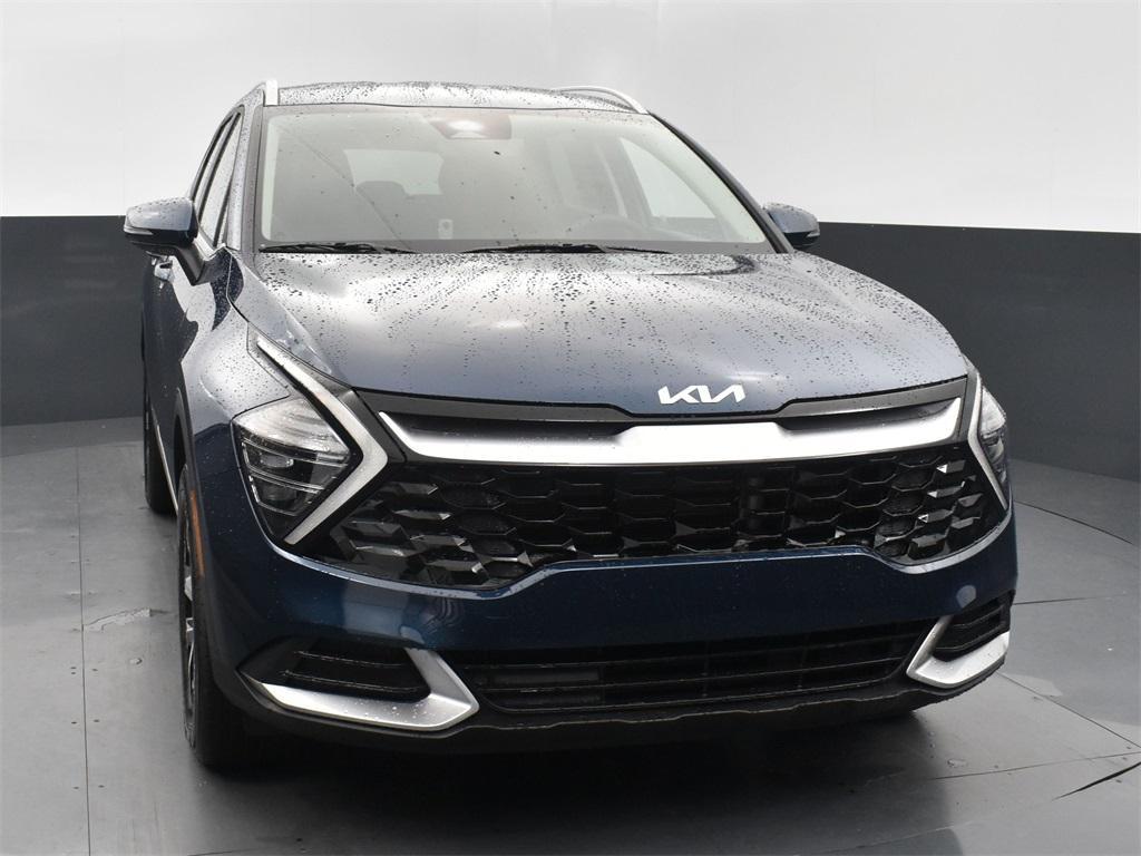 new 2025 Kia Sportage Hybrid car, priced at $33,780