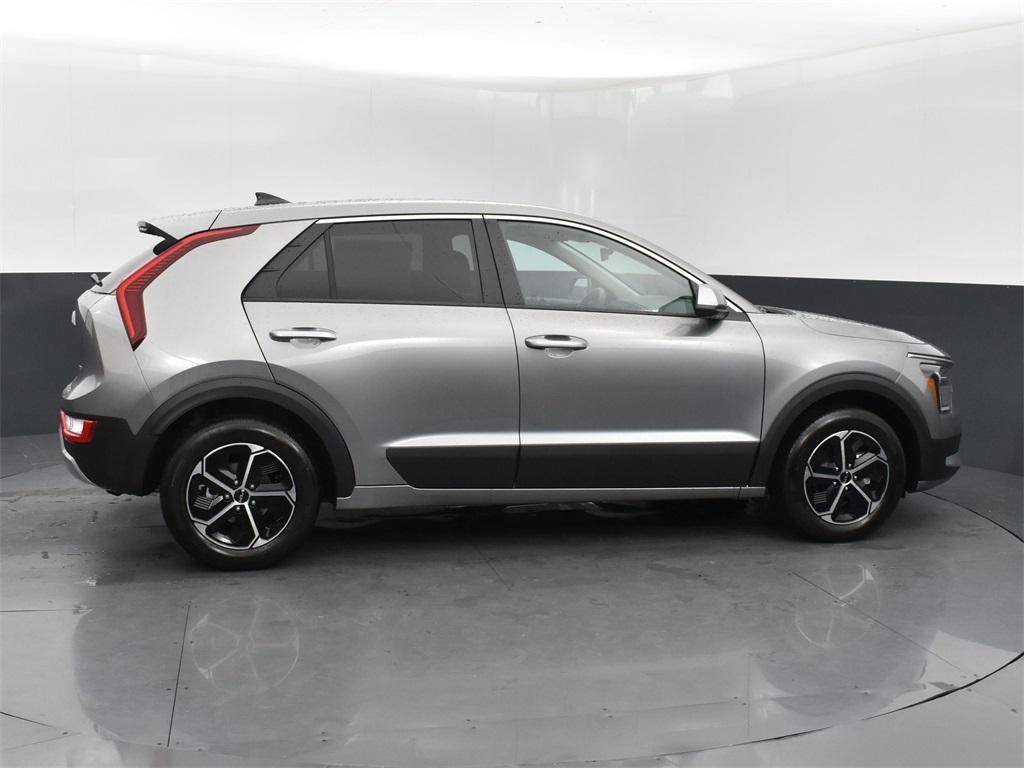 new 2025 Kia Niro car, priced at $27,285