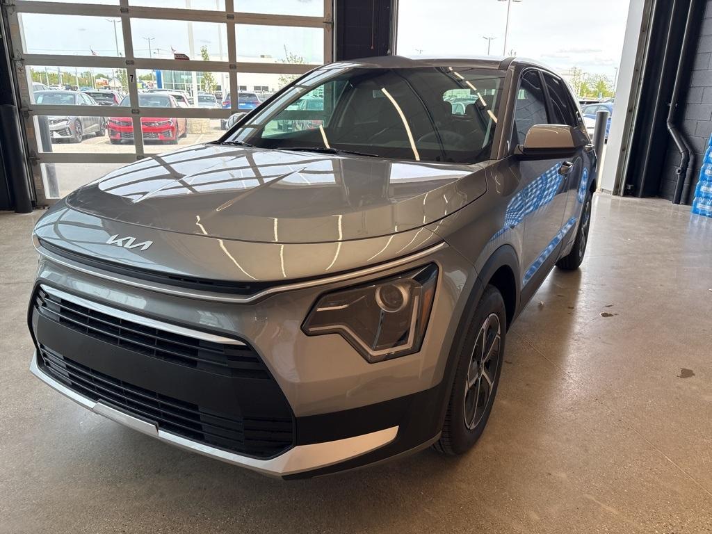 new 2025 Kia Niro car, priced at $27,285