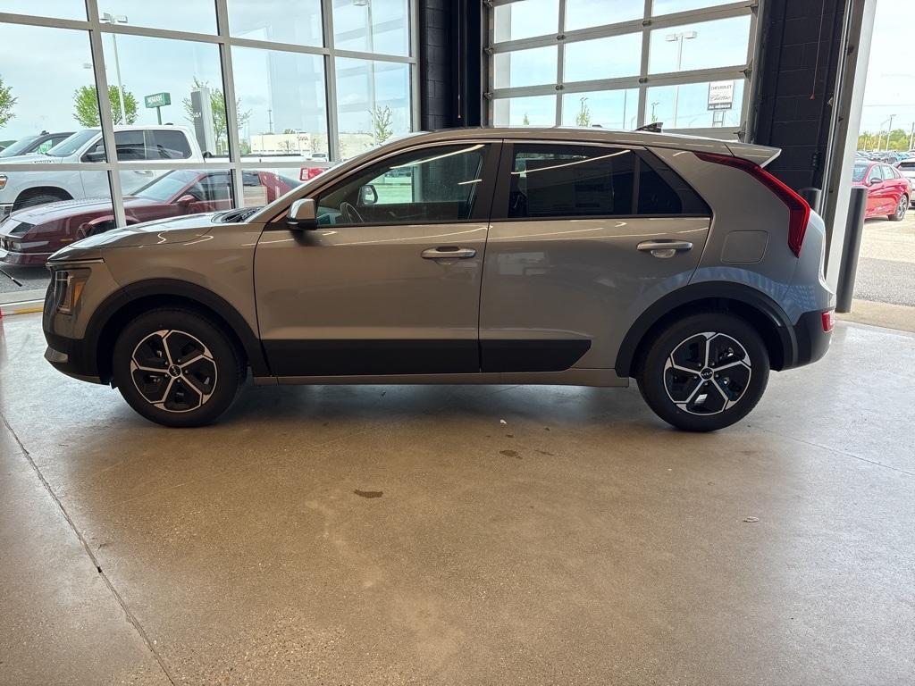 new 2025 Kia Niro car, priced at $27,285