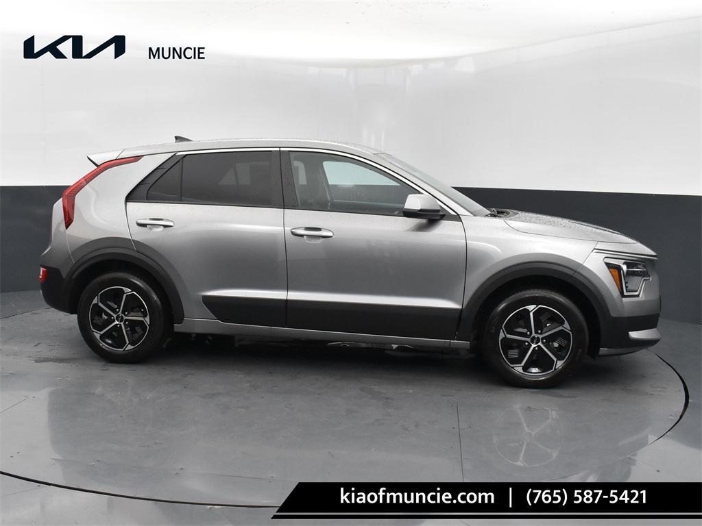 new 2025 Kia Niro car, priced at $27,285