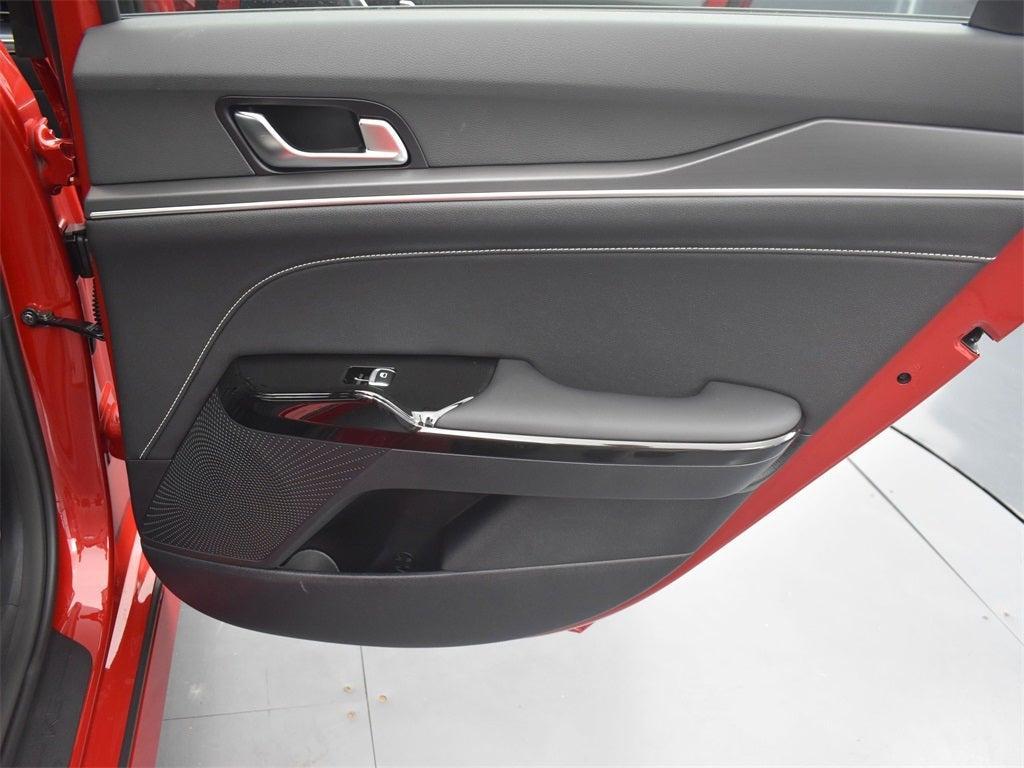 new 2026 Kia K5 car, priced at $29,978