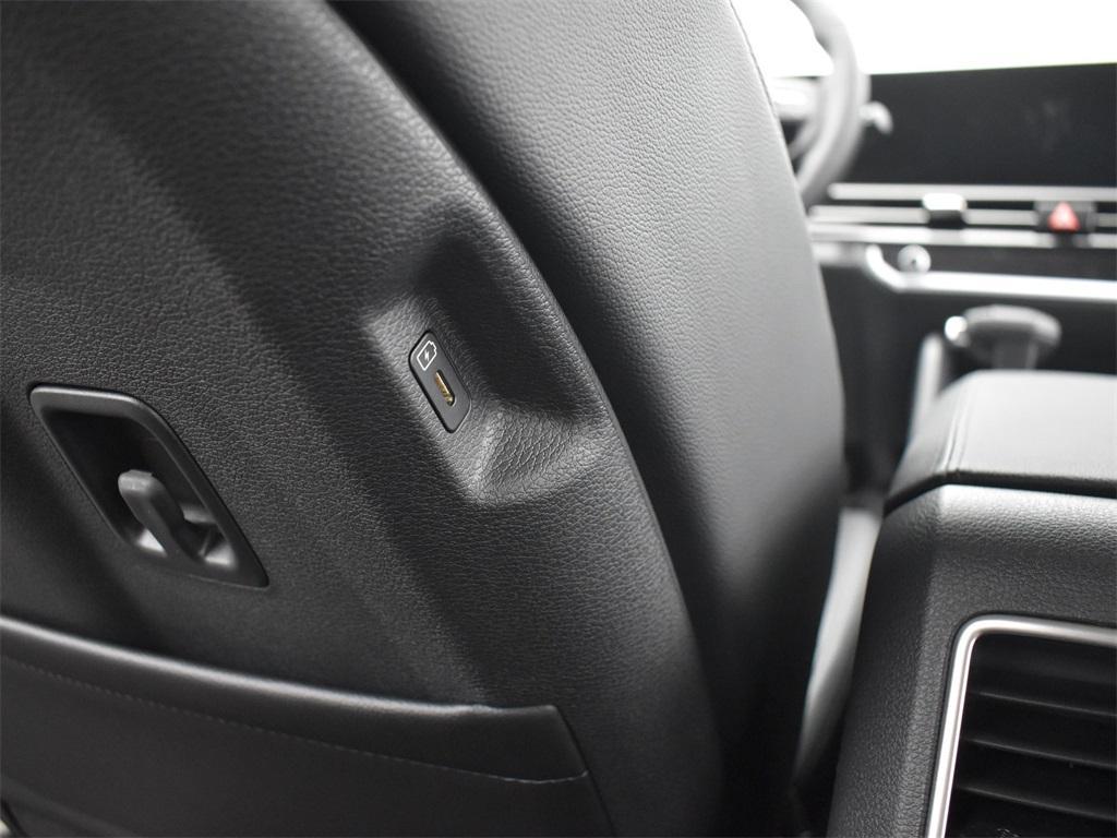 new 2026 Kia Sportage car, priced at $32,080