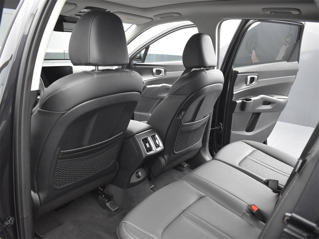 new 2025 Kia Sorento car, priced at $35,467