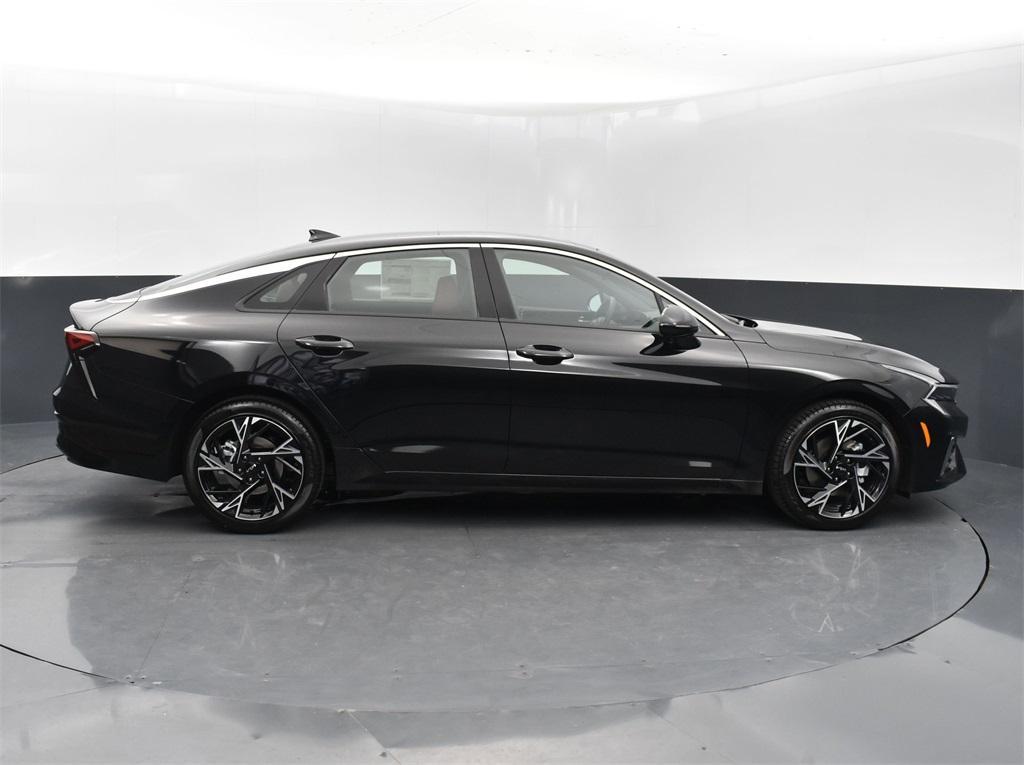 new 2025 Kia K5 car, priced at $29,347