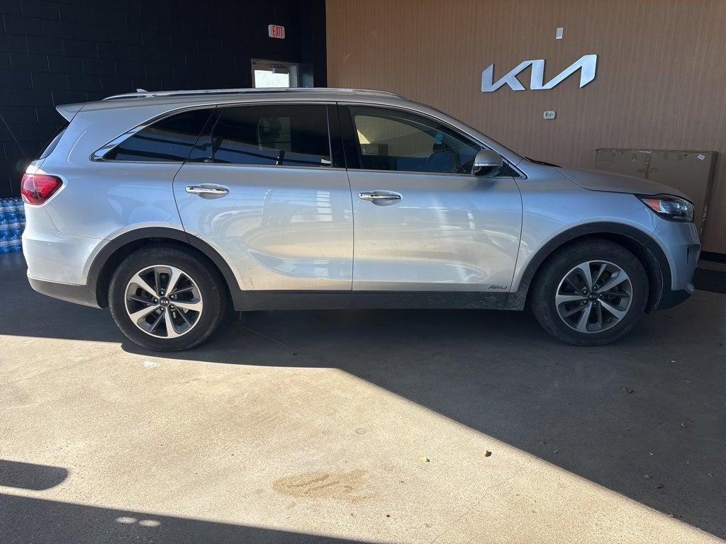 used 2019 Kia Sorento car, priced at $16,131