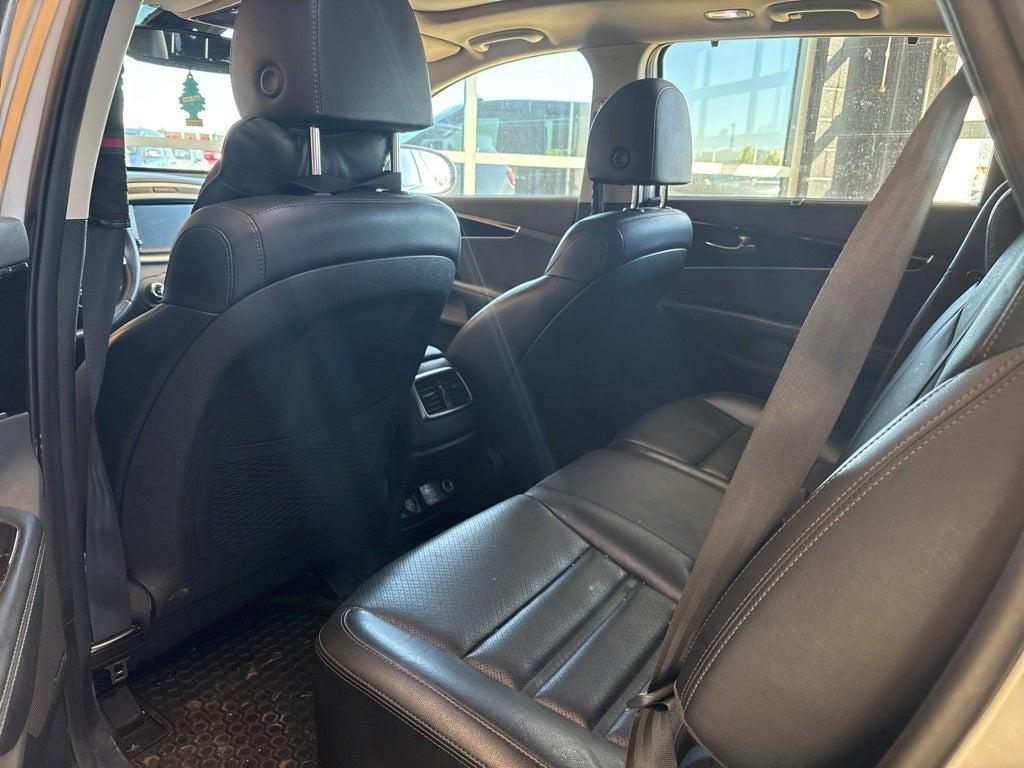 used 2019 Kia Sorento car, priced at $16,131