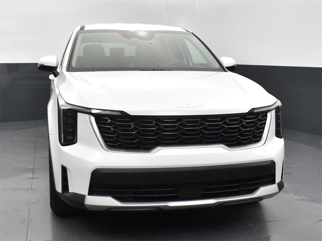 new 2025 Kia Sorento car, priced at $31,886