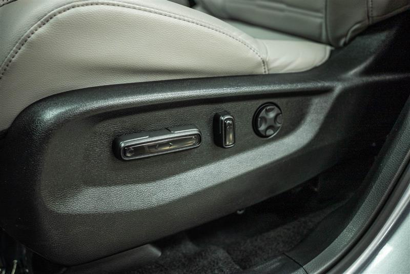 used 2022 Honda CR-V Hybrid car, priced at $27,995