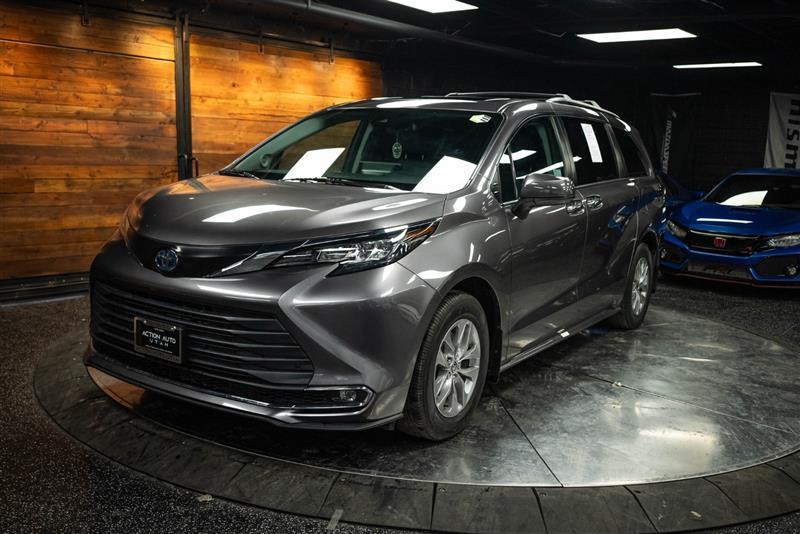 used 2022 Toyota Sienna car, priced at $42,995