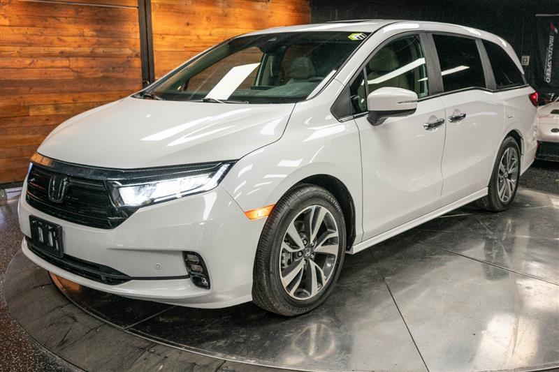 used 2024 Honda Odyssey car, priced at $46,395