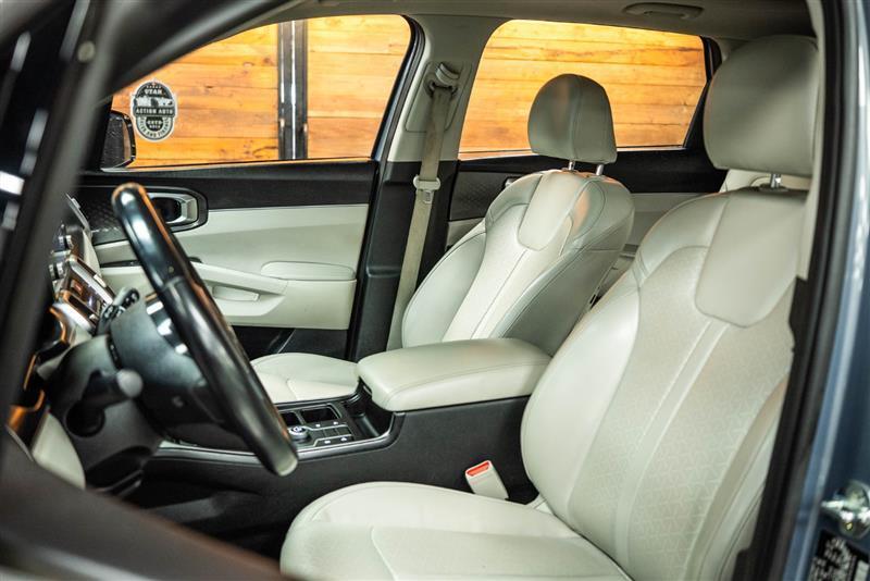 used 2021 Kia Sorento car, priced at $21,795