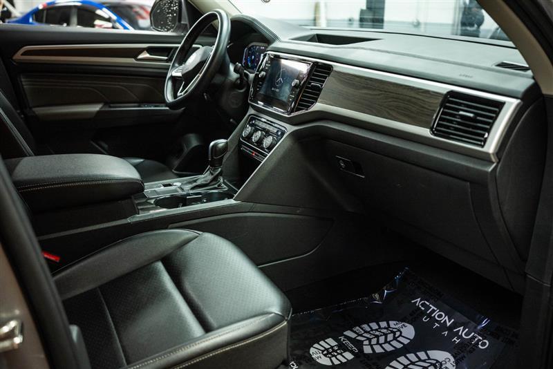 used 2022 Volkswagen Atlas car, priced at $25,995
