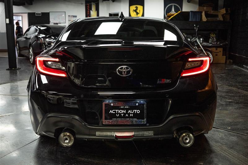 used 2022 Toyota GR86 car, priced at $25,295
