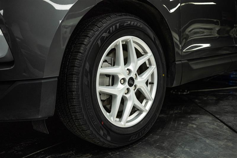 used 2024 Ford Edge car, priced at $25,995